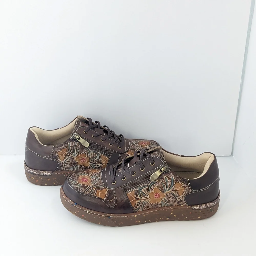 NWOT Spring Step L ' Artiste Leather Sneakers